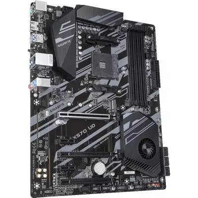 Материнская плата GIGABYTE X570 UD - 2