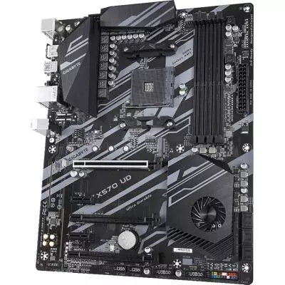 Материнская плата GIGABYTE X570 UD - 3