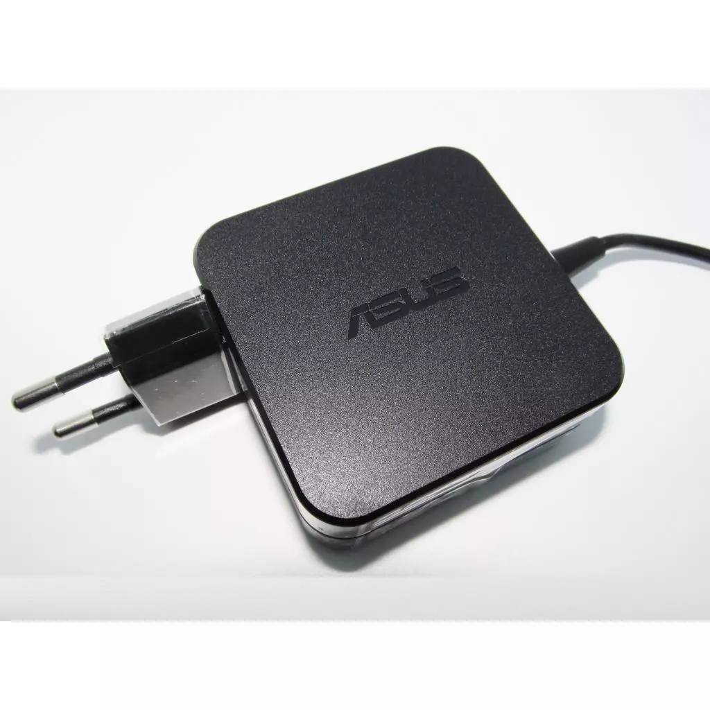 Блок питания к ноутбуку ASUS 45W Zenbook 19V 2.37A разъем 4.0/1.35 (ADP-45AW) - 2 Блок питания к ноутбуку ASUS 45W Zenbook 19V 2.37A разъем 4.0/1.35 (ADP-45AW) - 2