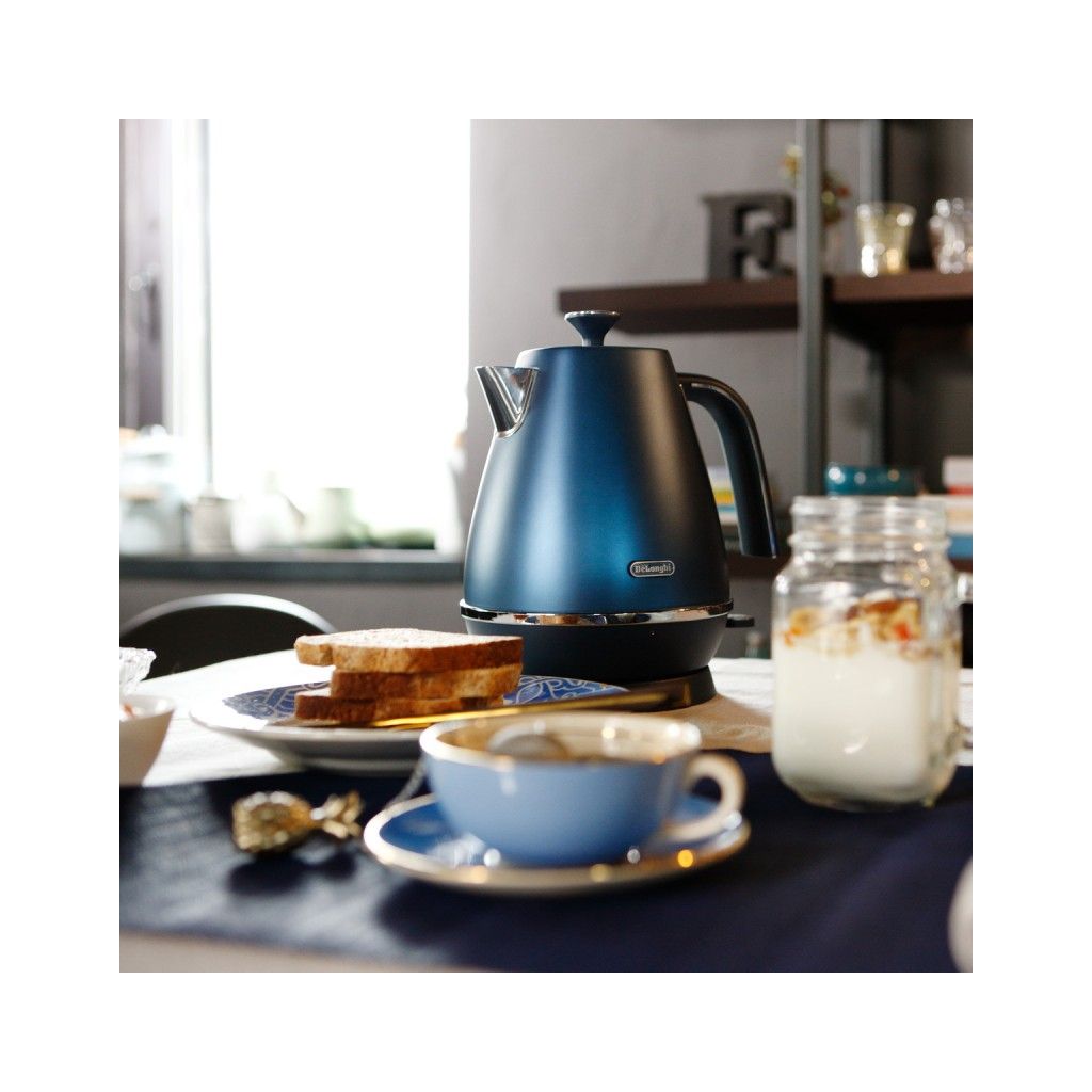 Электрочайник DeLonghi KBI 2001 BL (KBI2001BL) - 2 Электрочайник DeLonghi KBI 2001 BL (KBI2001BL) - 2