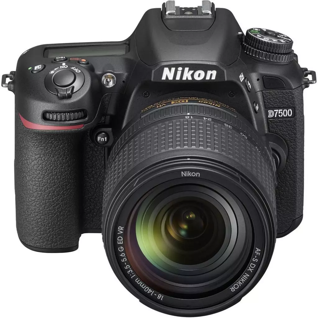 Цифровой фотоаппарат Nikon D7500 18-140VR Kit (VBA510K002) - 11