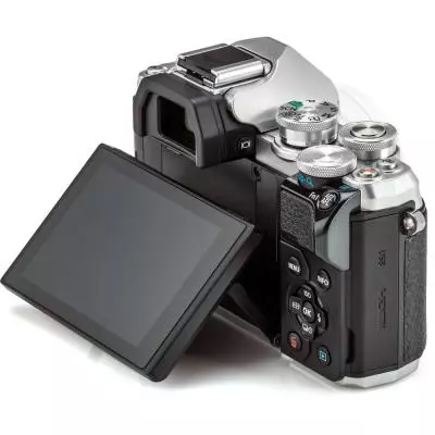 Цифровой фотоаппарат Olympus E-M10 mark III Body silver (V207070SE000) - 9