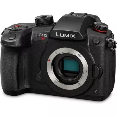 Цифровой фотоаппарат Panasonic DC-GH5S Body (DC-GH5SEE-K) - 1 Цифровой фотоаппарат Panasonic DC-GH5S Body (DC-GH5SEE-K) - 1