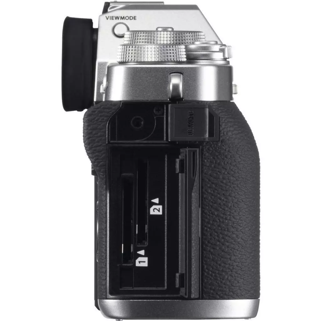 Цифровой фотоаппарат Fujifilm X-T3 body Silver (16589113) - 7 Цифровой фотоаппарат Fujifilm X-T3 body Silver (16589113) - 7