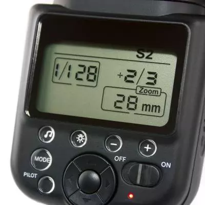 Вспышка Extradigital DF-800 (DF800ED0006) - 6 Вспышка Extradigital DF-800 (DF800ED0006) - 6