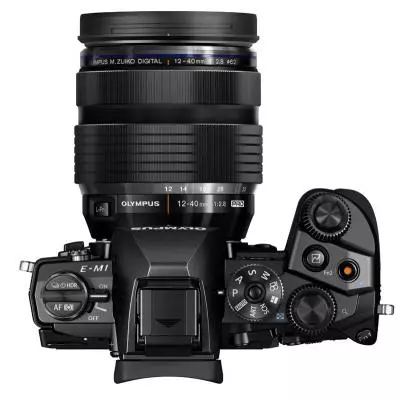 Объектив Olympus EZ-M1240-EZ ED 12-40mm 1:2.8 Black (V314060BE000) - 2