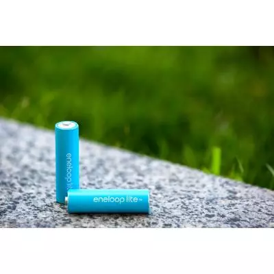 Аккумулятор Panasonic Eneloop Lite AA 950mAh NI-MH * 2 (BK-3LCCE/2BE) - 2