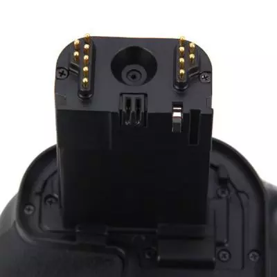 Батарейный блок Meike Canon 70D (Canon BG-E14) (MK70D) - 3