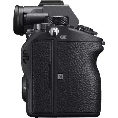 Цифровой фотоаппарат Sony Alpha 7R Mark 3 body black (ILCE7RM3B.CEC) - 6 Цифровой фотоаппарат Sony Alpha 7R Mark 3 body black (ILCE7RM3B.CEC) - 6