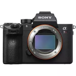 Цифровой фотоаппарат Sony Alpha 7R Mark 3 body black (ILCE7RM3B.CEC)