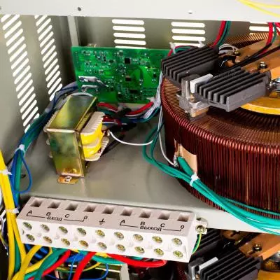 Стабилизатор LogicPower LPT-30kVA 3 phase (21000Вт) (6611) - 10 Стабилизатор LogicPower LPT-30kVA 3 phase (21000Вт) (6611) - 10