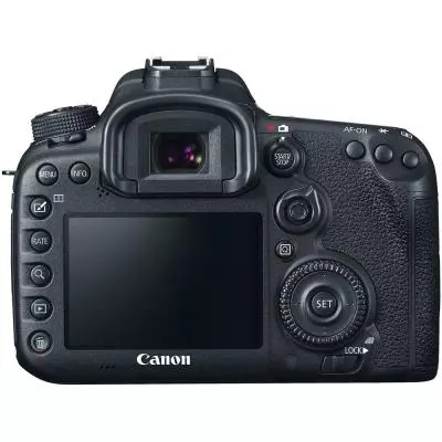 Цифровой фотоаппарат Canon EOS 7D Mark II 18-135 IS USM Kit (9128B163) - 2 Цифровой фотоаппарат Canon EOS 7D Mark II 18-135 IS USM Kit (9128B163) - 2