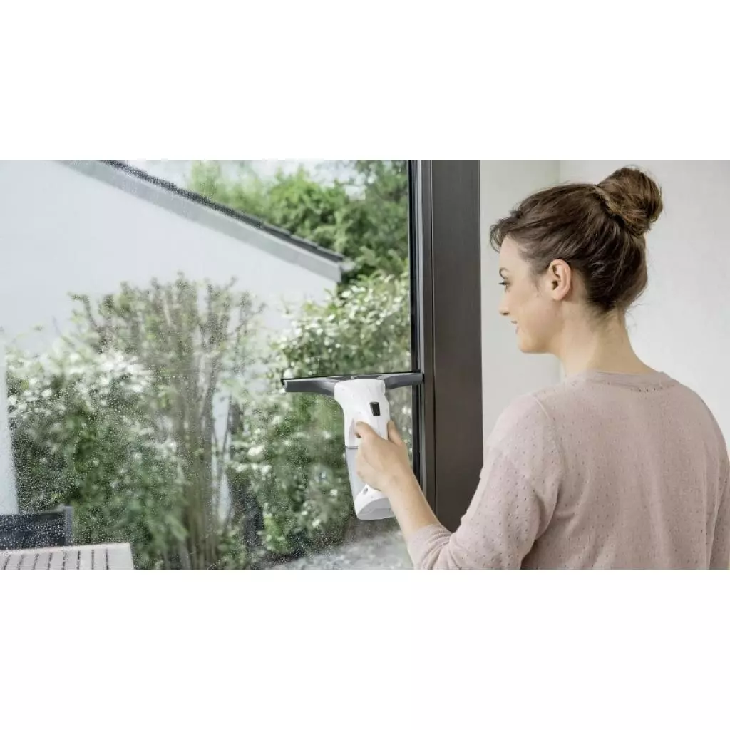 Пылесос Karcher WV 1 Plus (white) (1.633-022.0) - 3