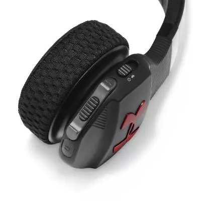 Наушники JBL Under Armour Sport Wireless BlackRed (UAONEARBTBKR) - 5 Наушники JBL Under Armour Sport Wireless BlackRed (UAONEARBTBKR) - 5