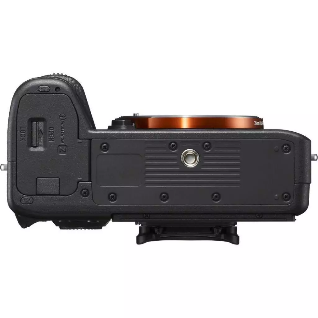 Цифровой фотоаппарат Sony Alpha 7 M3 body black (ILCE7M3B.CEC) - 6 Цифровой фотоаппарат Sony Alpha 7 M3 body black (ILCE7M3B.CEC) - 6