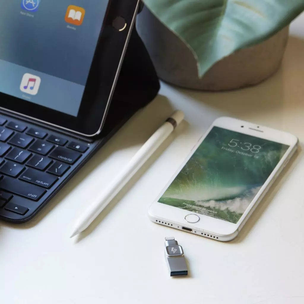 USB флеш накопитель Kingston 128GB DataTraveler Bolt Duo USB 3.1 Gen.1 / Lightning (C-USB3L-SR128-EN) - 5