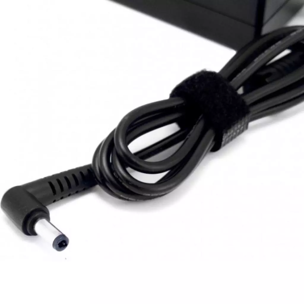 Блок питания к ноутбуку Extradigital Toshiba 19V, 3.95A, 75W (5.5x2.5) (PST3879) - 3 Блок питания к ноутбуку Extradigital Toshiba 19V, 3.95A, 75W (5.5x2.5) (PST3879) - 3