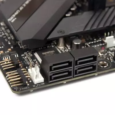 Материнская плата ASUS ROG MAXIMUS XI GENE - 8 Материнская плата ASUS ROG MAXIMUS XI GENE - 8