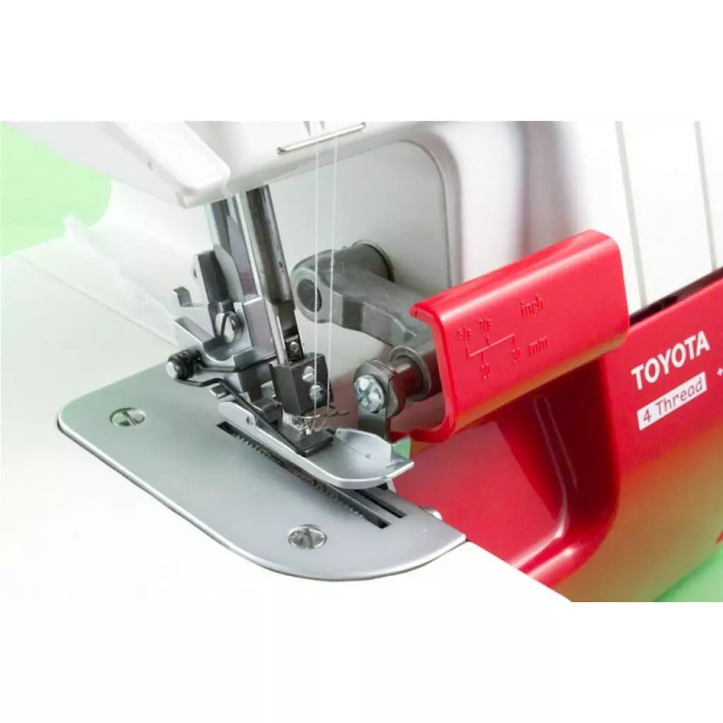Швейная машина Toyota SL R4D (T-SLR4D) - 4 Швейная машина Toyota SL R4D (T-SLR4D) - 4