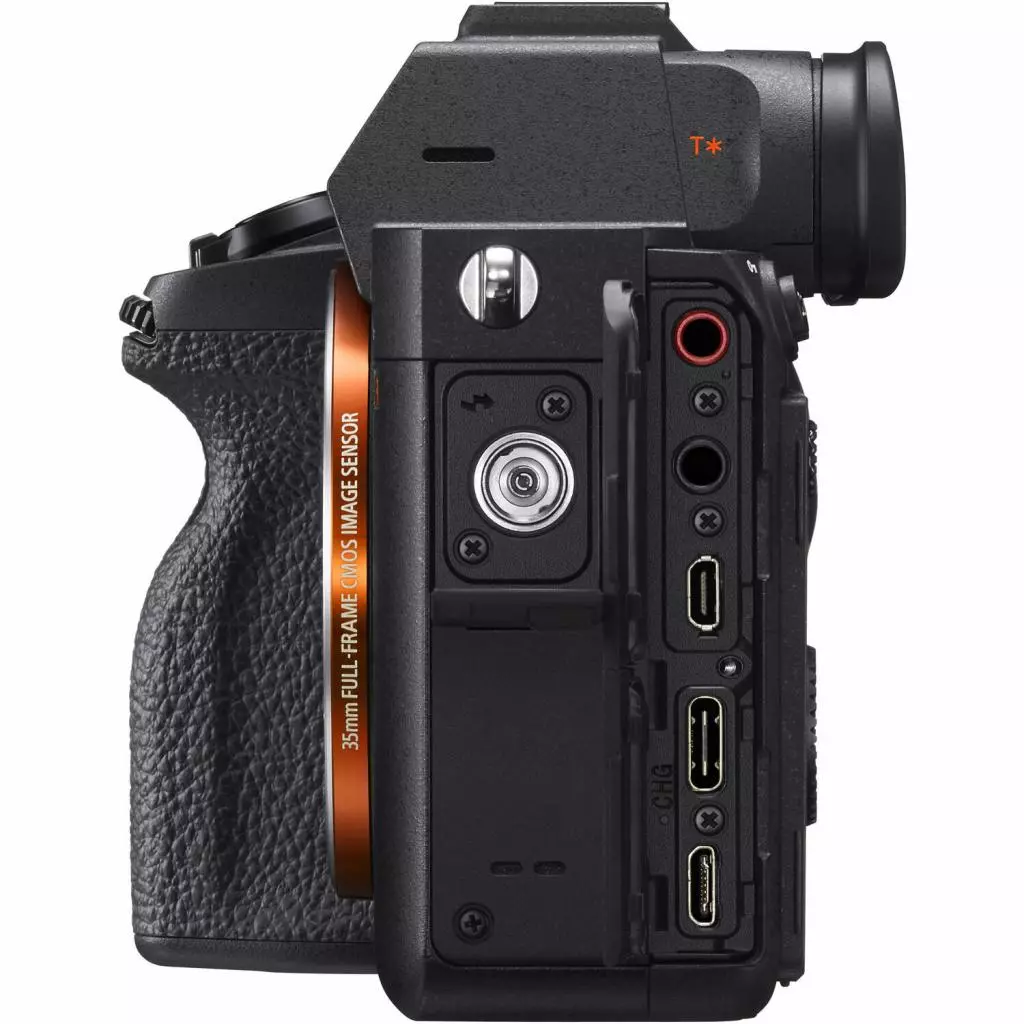 Цифровой фотоаппарат Sony Alpha 7R Mark 4 body black (ILCE7RM4B.CEC) - 4