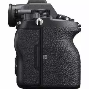 Цифровой фотоаппарат Sony Alpha 7R Mark 4 body black (ILCE7RM4B.CEC)
