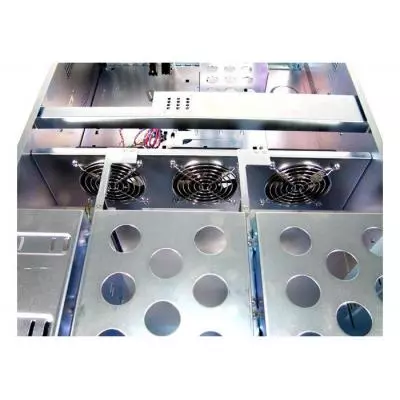 Корпус для сервера CHIEFTEC UNC-410F-B-OP - 9 Корпус для сервера CHIEFTEC UNC-410F-B-OP - 9