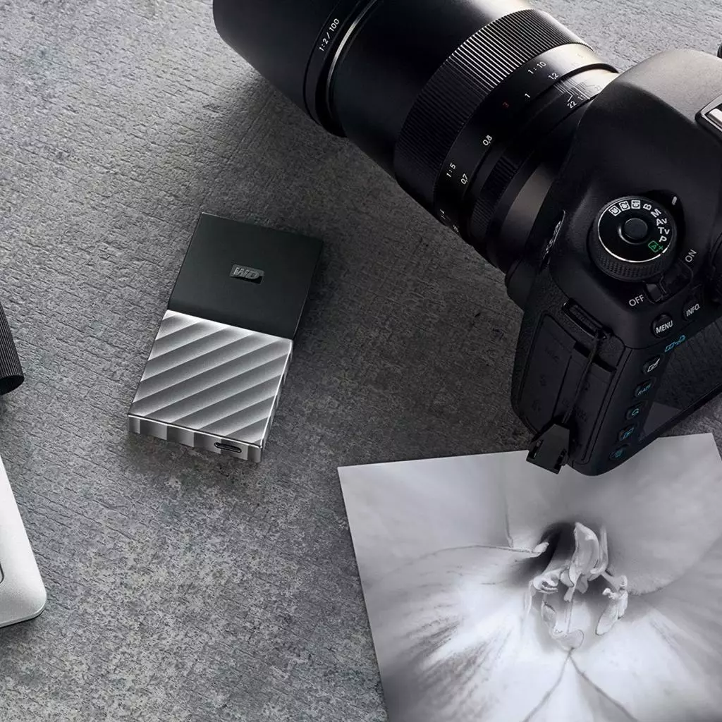 Накопитель SSD USB 3.1 256GB WD (WDBKVX2560PSL-WESN) - 10 Накопитель SSD USB 3.1 256GB WD (WDBKVX2560PSL-WESN) - 10