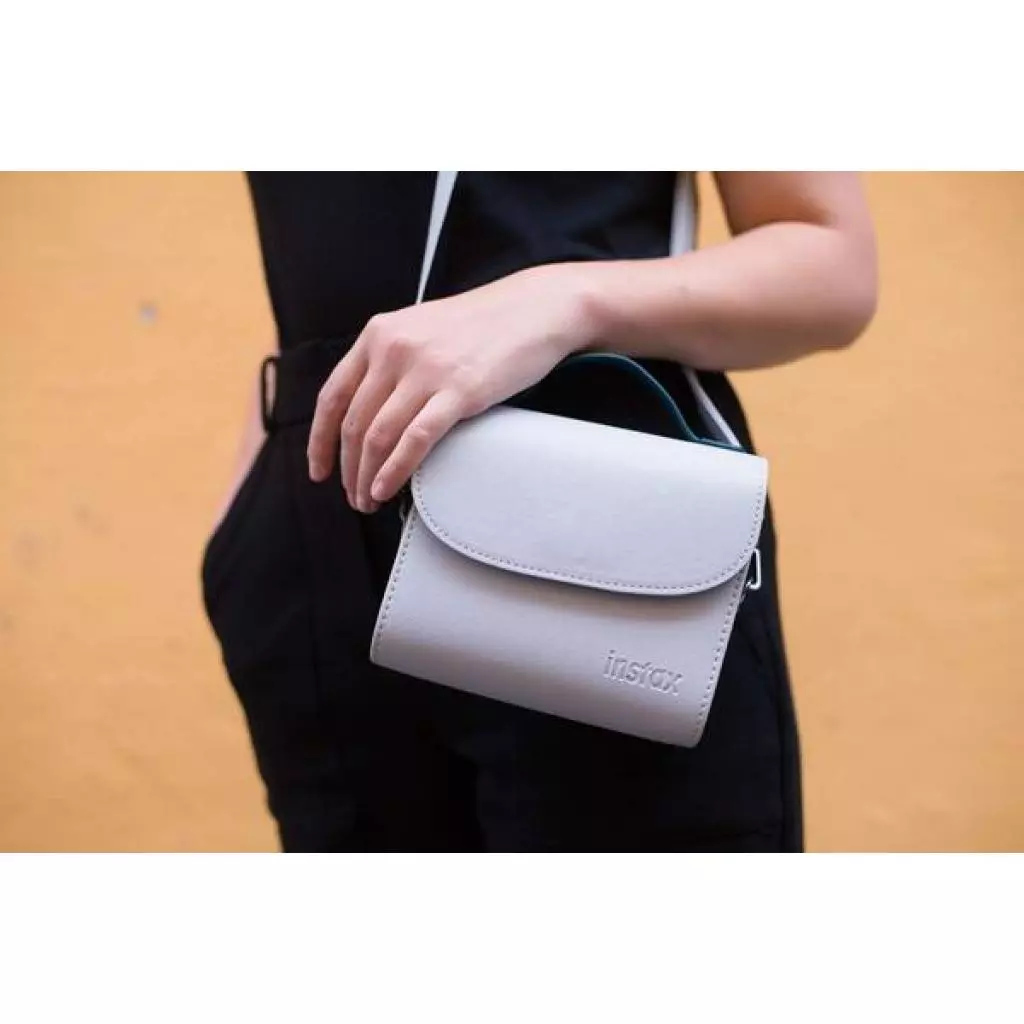 Фото-сумка Fujifilm INSTAX MINI 9 BAG – Smoky White (70100139123) - 6 Фото-сумка Fujifilm INSTAX MINI 9 BAG – Smoky White (70100139123) - 6