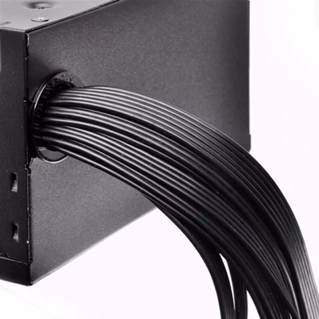 Блок питания Silver Stone 650W STRIDER (SST-ET650-B) - 6 Блок питания Silver Stone 650W STRIDER (SST-ET650-B) - 6