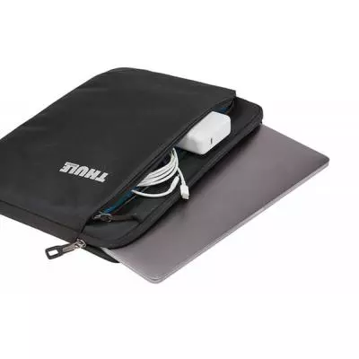 Чехол для ноутбука Thule 15" Subterra MacBook Sleeve TSS-315 Black (3204083) - 3 Чехол для ноутбука Thule 15" Subterra MacBook Sleeve TSS-315 Black (3204083) - 3