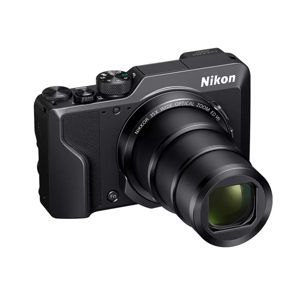 Цифровой фотоаппарат Nikon Coolpix A1000 Black (VQA080EA) - 4 Цифровой фотоаппарат Nikon Coolpix A1000 Black (VQA080EA) - 4