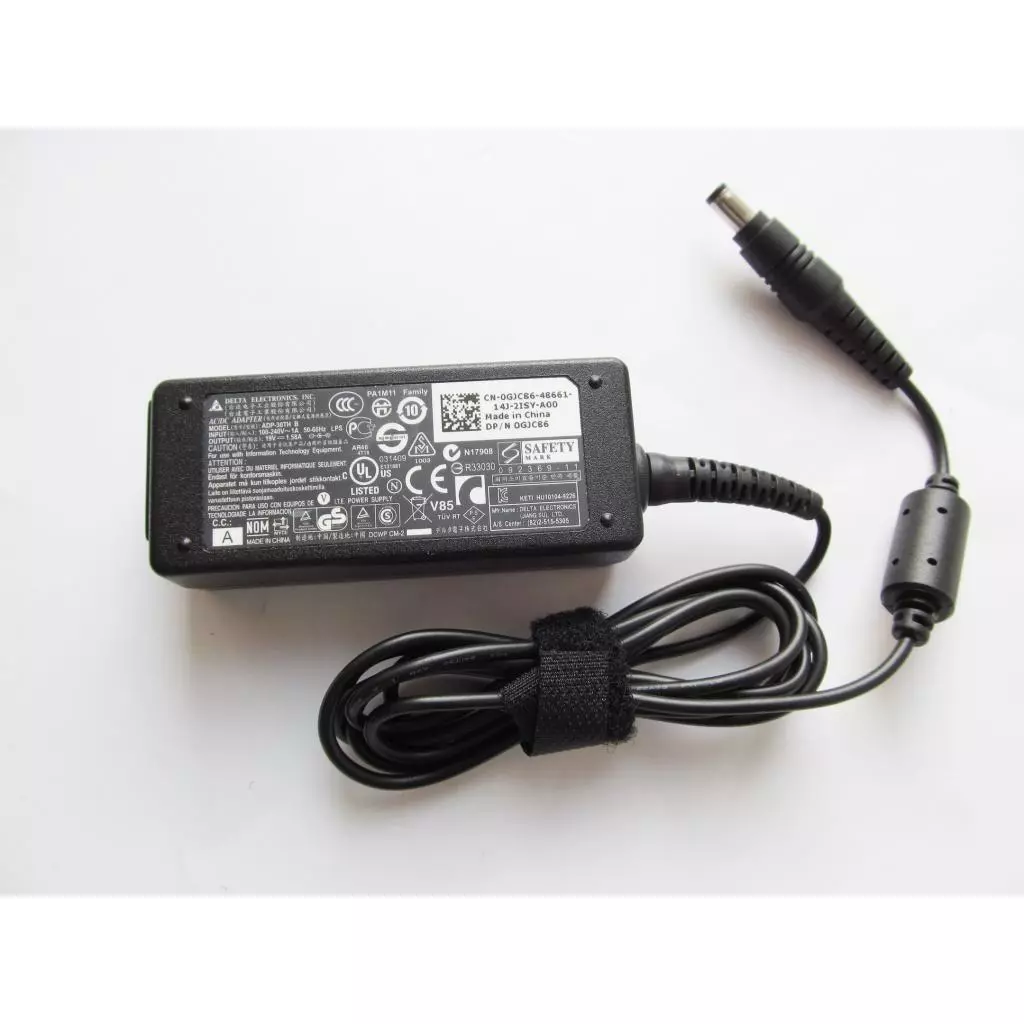 Блок питания к ноутбуку Dell 30W 19V, 1.58A, 5.5/1.7(pin inside) (0GJC86 / A40280) - 1 Блок питания к ноутбуку Dell 30W 19V, 1.58A, 5.5/1.7(pin inside) (0GJC86 / A40280) - 1