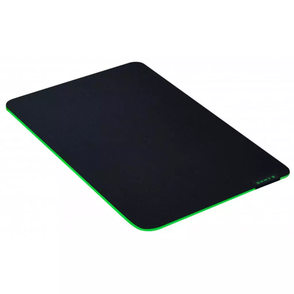 Коврик для мышки Razer Gigantus V2 Medium (RZ02-03330200-R3M1) - 2