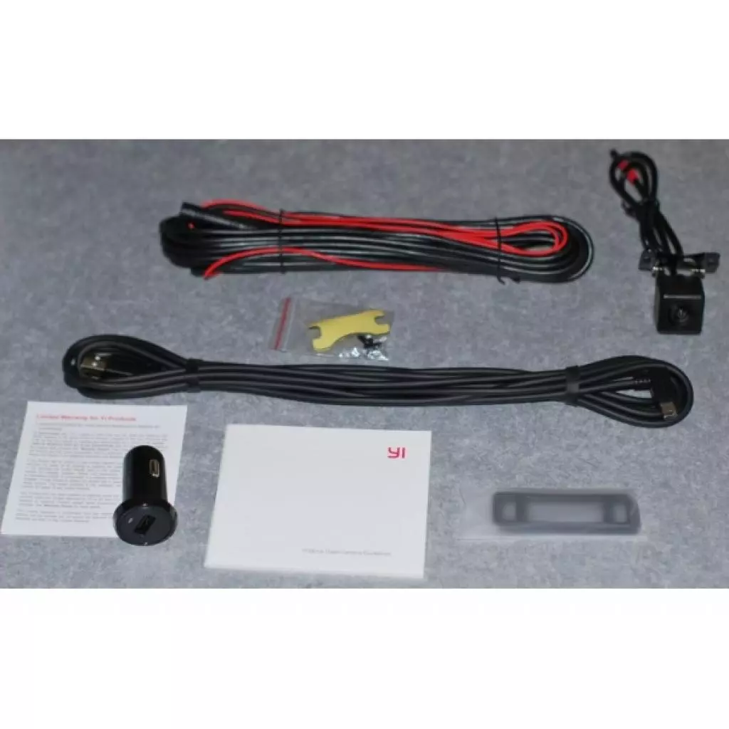 Видеорегистратор Xiaomi YI Mirror Dash Camera International Edition (624478) - 5 Видеорегистратор Xiaomi YI Mirror Dash Camera International Edition (624478) - 5