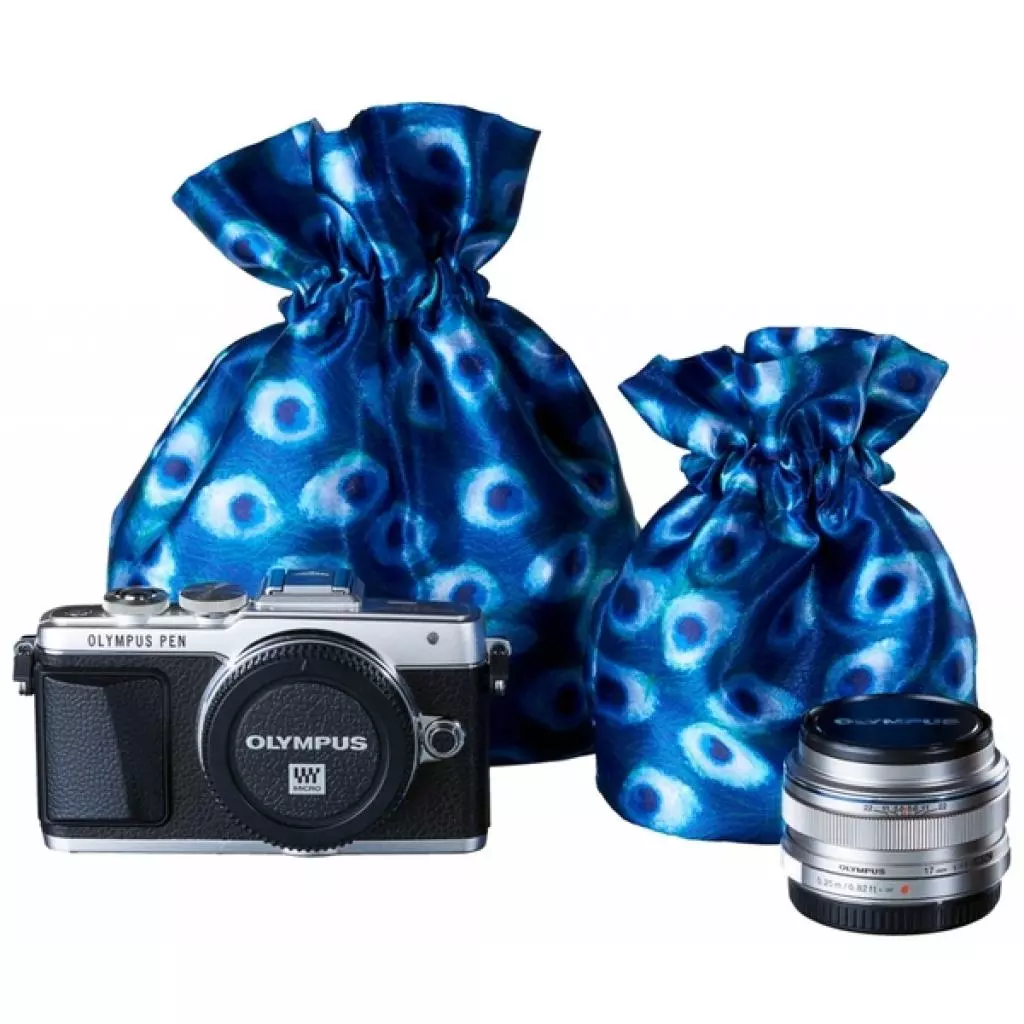 Чехол для объектива Olympus Camera Pouch Hello Peacock (E0410241) - 1