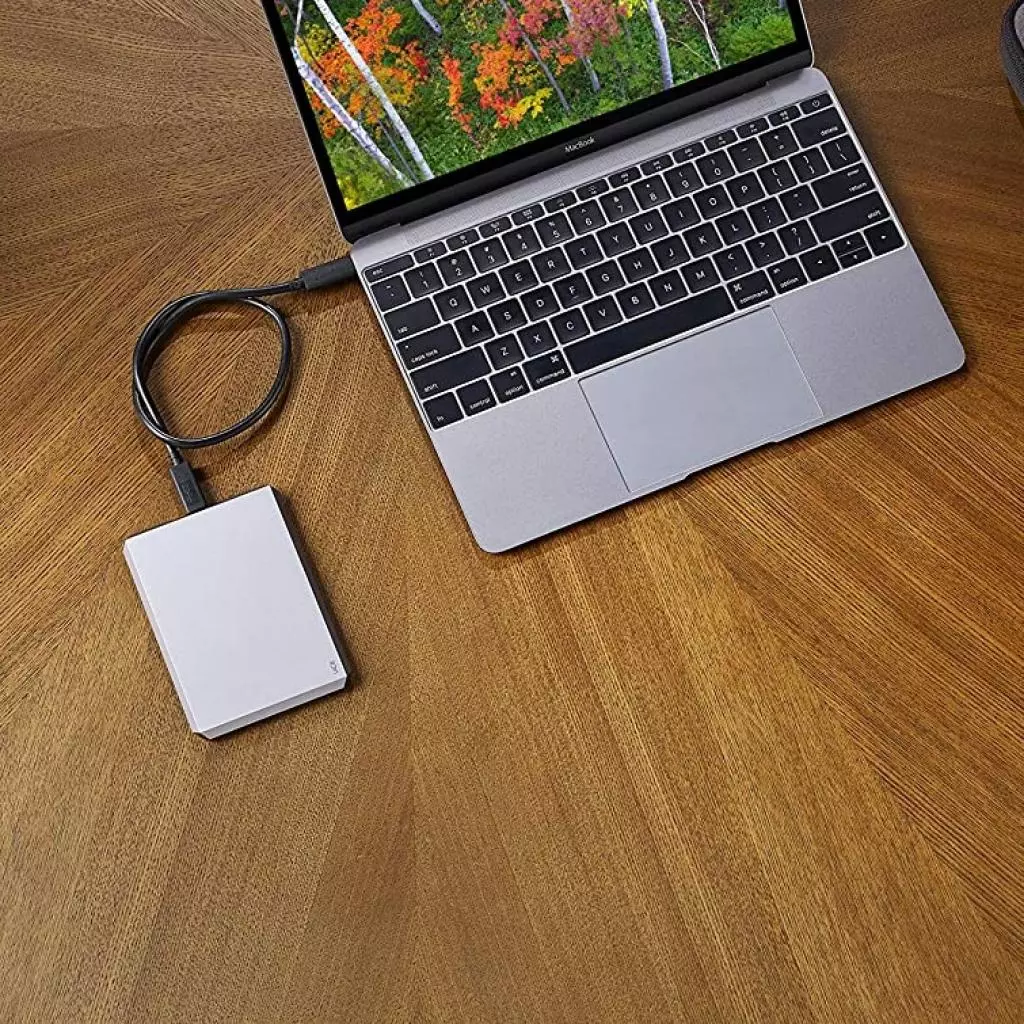 Внешний жесткий диск 2.5" 5TB LaCie (STHG5000402) - 5