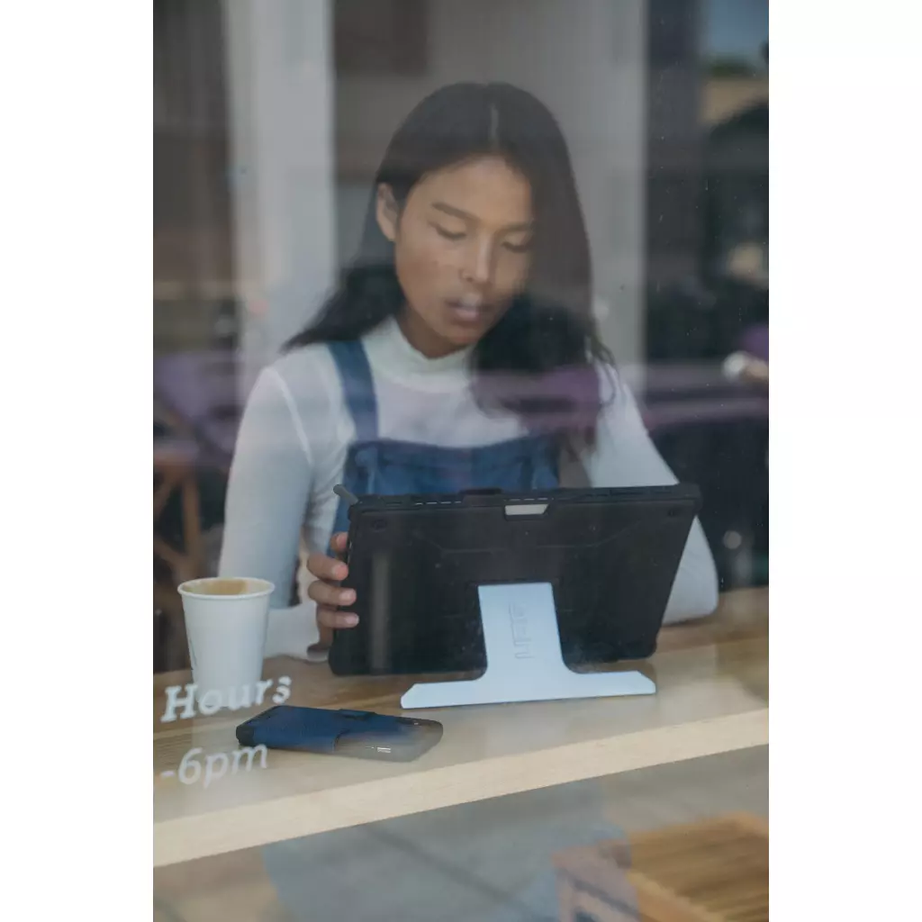 Чехол для планшета Uag Microsoft Surface Pro 7/6/5/4 Metropolis, Black (UAG-SFPRO4-BLK-VP) - 6