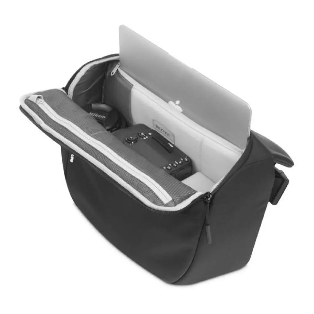 Фото-сумка Incase DSLR Sling Pack, Nylon, Black (CL58067) - 4 Фото-сумка Incase DSLR Sling Pack, Nylon, Black (CL58067) - 4