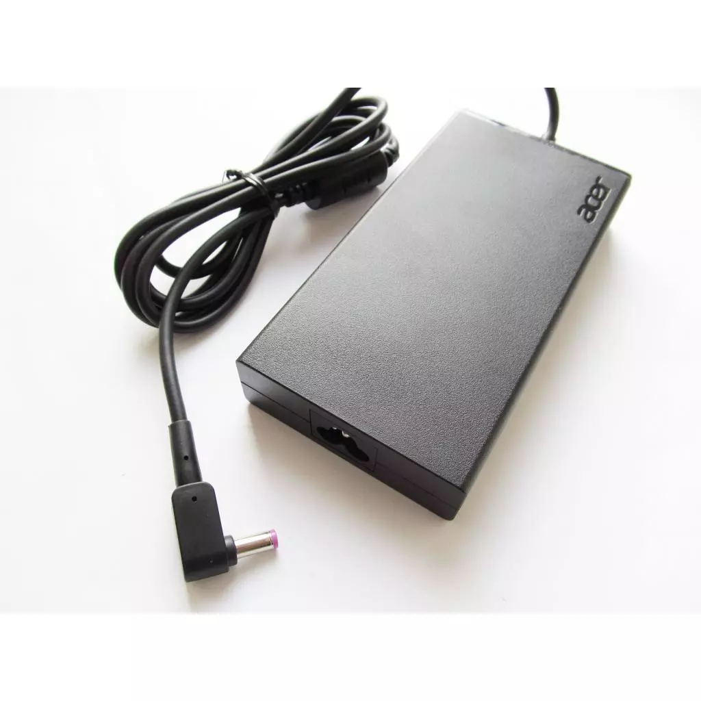 Блок питания к ноутбуку Acer 135W 19V, 7.1A, разъем 5.5/1.7, Slim-корпус (PA-1131-05 / A40276) - 1 Блок питания к ноутбуку Acer 135W 19V, 7.1A, разъем 5.5/1.7, Slim-корпус (PA-1131-05 / A40276) - 1