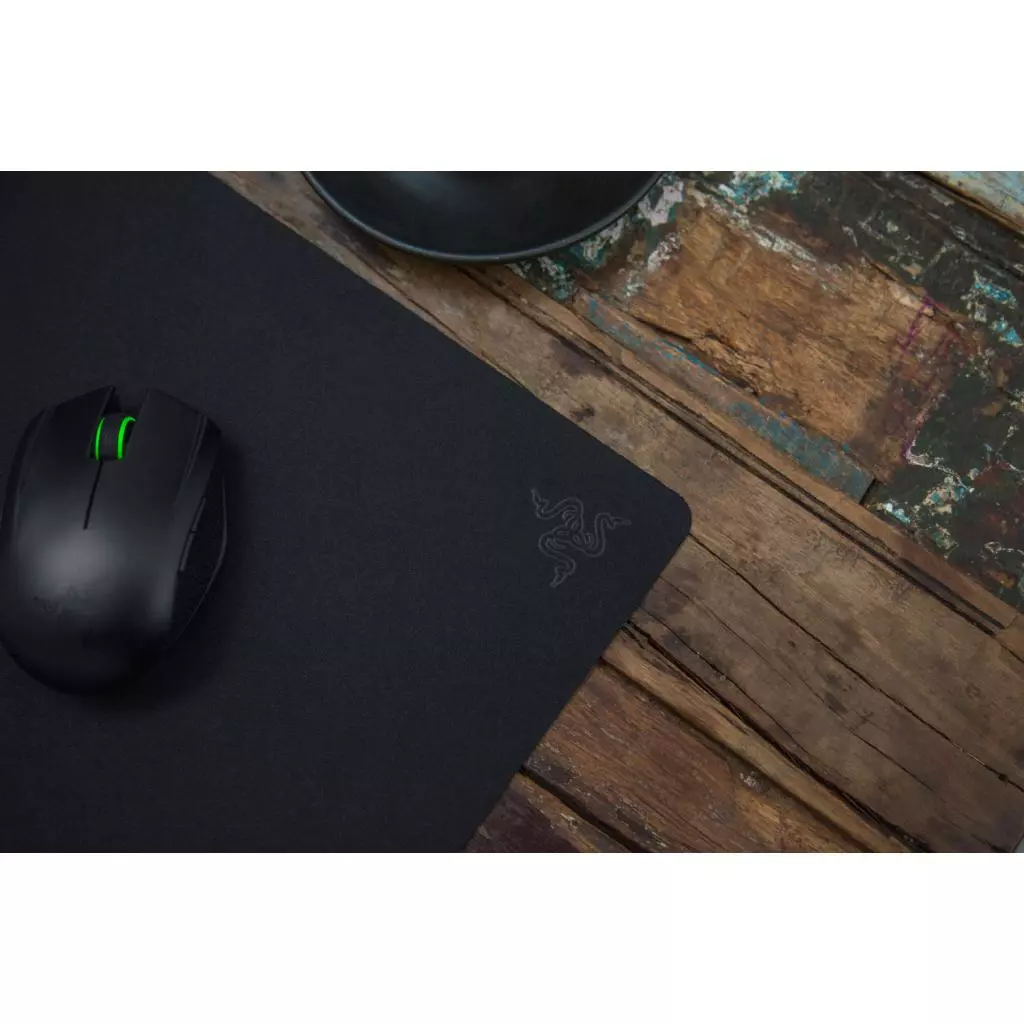 Коврик для мышки Razer Goliathus Mobile Stealth Edition (RZ02-01820500-R3M1) - 6 Коврик для мышки Razer Goliathus Mobile Stealth Edition (RZ02-01820500-R3M1) - 6