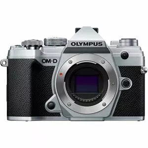 Цифровой фотоаппарат Olympus E-M5 mark III Body silver (V207090SE000)