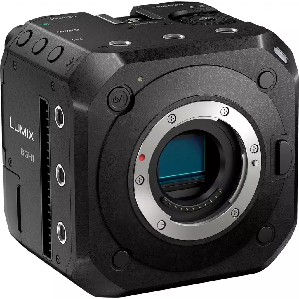 Цифровая видеокамера Panasonic Lumix BGH-1 (DC-BGH1EE) - 2 Цифровая видеокамера Panasonic Lumix BGH-1 (DC-BGH1EE) - 2