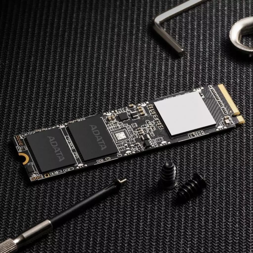Накопитель SSD M.2 2280 4TB ADATA (ASX8100NP-4TT-C) - 3 Накопитель SSD M.2 2280 4TB ADATA (ASX8100NP-4TT-C) - 3