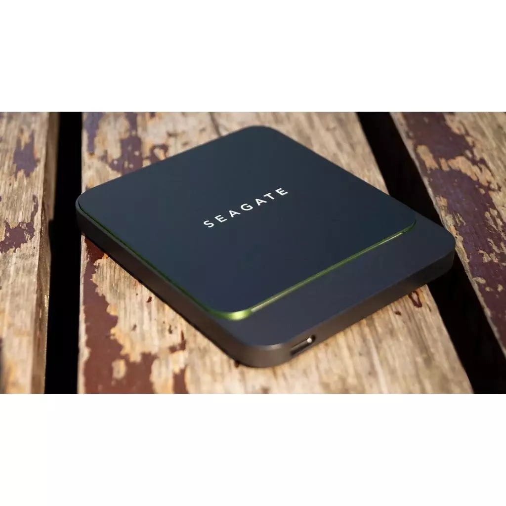 Накопитель SSD USB 3.1 500GB Seagate (STJM500400) - 11 Накопитель SSD USB 3.1 500GB Seagate (STJM500400) - 11