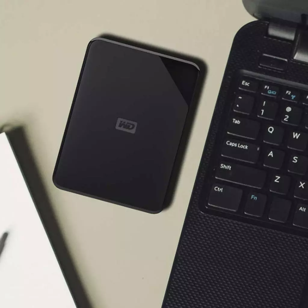 Внешний жесткий диск 2.5" 1TB WD (WDBEPK0010BBK-WESN) - 4 Внешний жесткий диск 2.5" 1TB WD (WDBEPK0010BBK-WESN) - 4