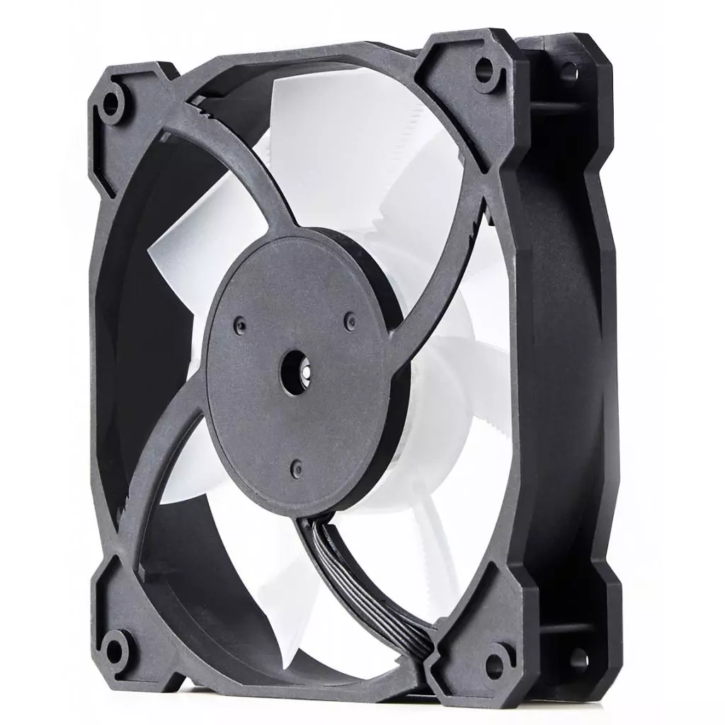 Кулер для корпуса Gelid Solutions Radiant-D Digital-RGB LED 120mm (FN-Radiant-D-20) - 1 Кулер для корпуса Gelid Solutions Radiant-D Digital-RGB LED 120mm (FN-Radiant-D-20) - 1