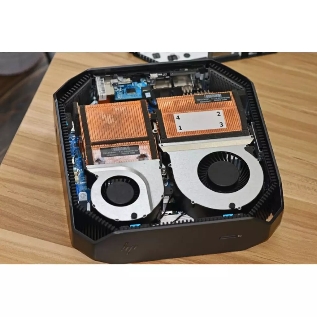 Компьютер HP Z2 G5 Mini / i7-10700 (12M16EA) - 9 Компьютер HP Z2 G5 Mini / i7-10700 (12M16EA) - 9