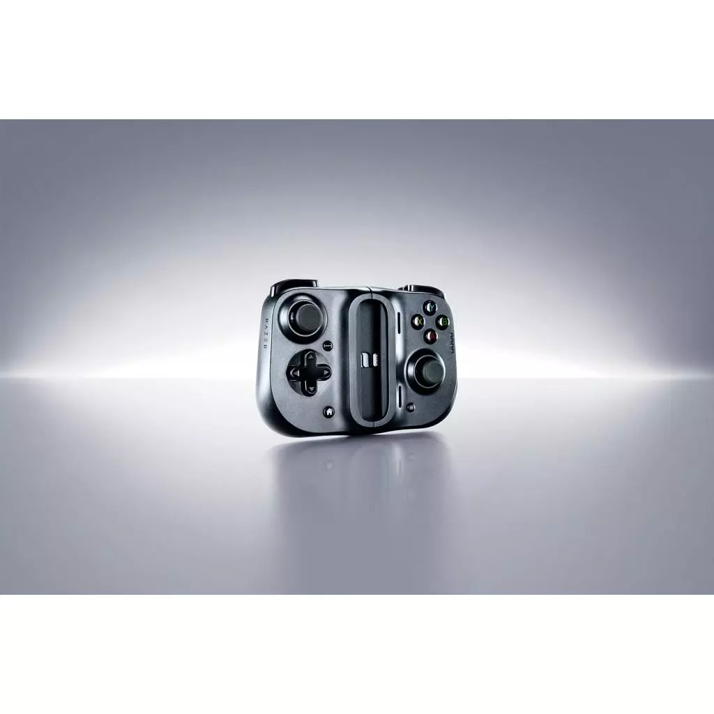 Геймпад Razer Kishi for iOS Black (RZ06-03360100-R3M1) - 6 Геймпад Razer Kishi for iOS Black (RZ06-03360100-R3M1) - 6