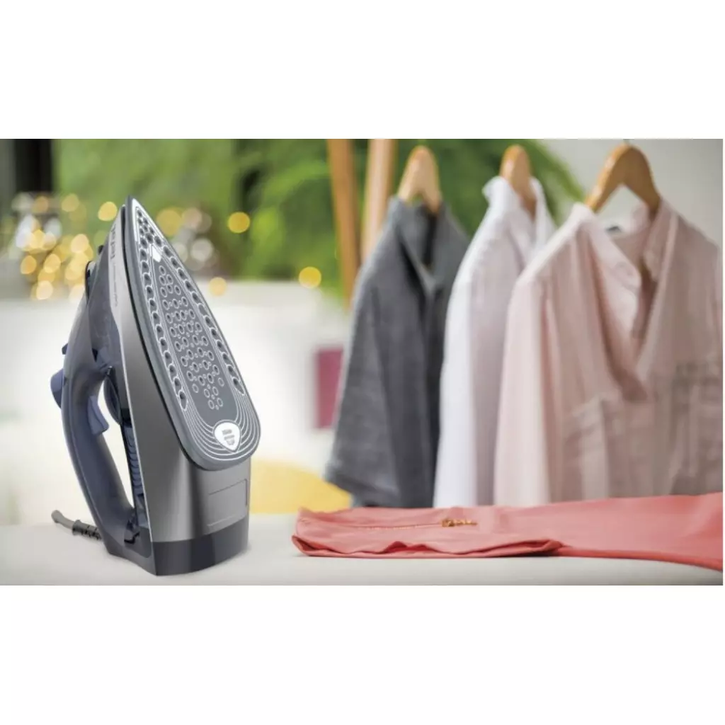 Утюг Tefal FV2868E0 - 3 Утюг Tefal FV2868E0 - 3