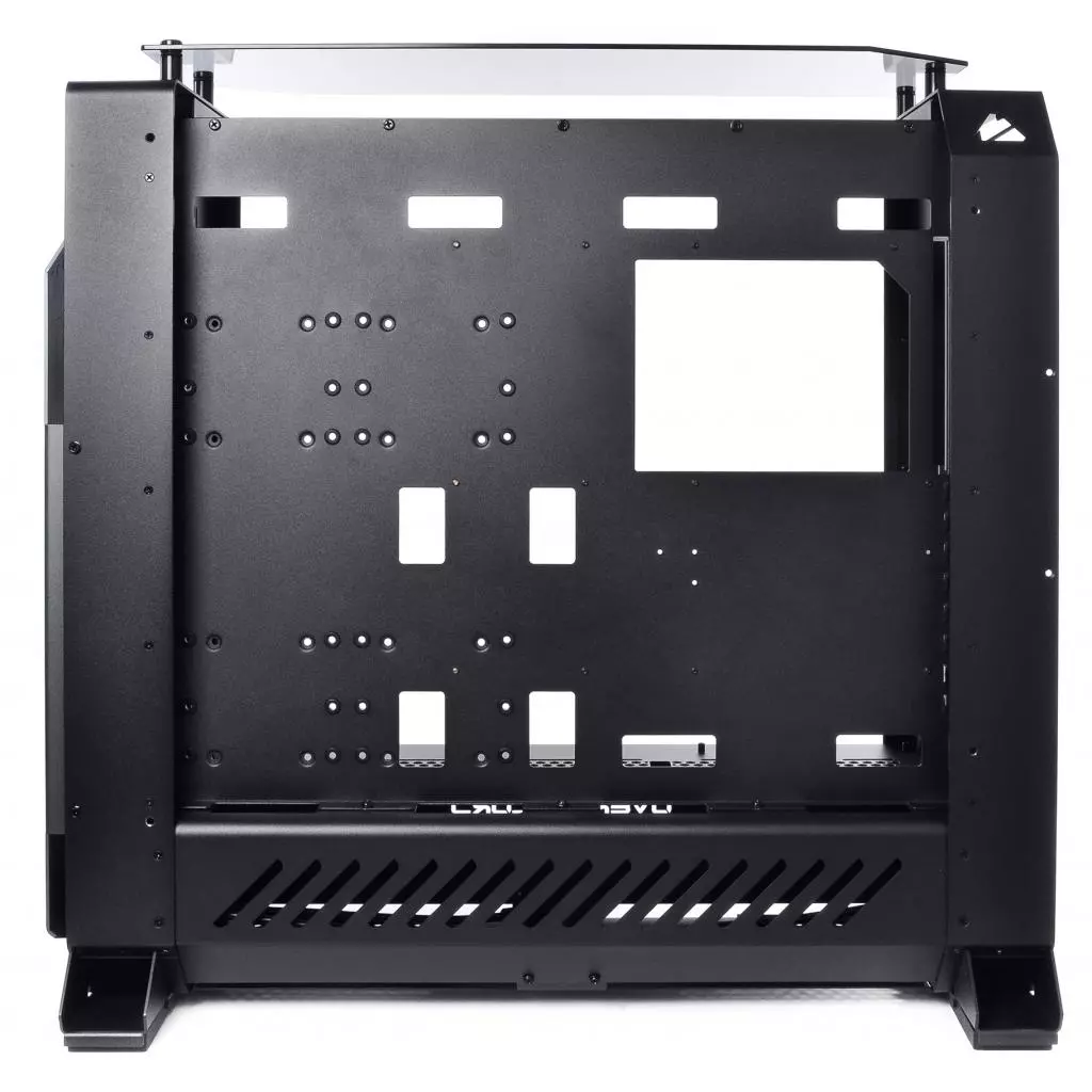 Корпус Qube OVERLORD_801 - 8 Корпус Qube OVERLORD_801 - 8